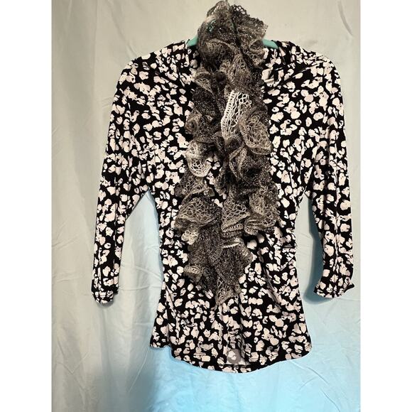 Vince Camuto Black And White Tuxedo Top With Scarf Women’s Size S - Picture 6 of 6